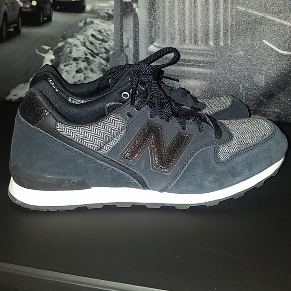 new balance tweed